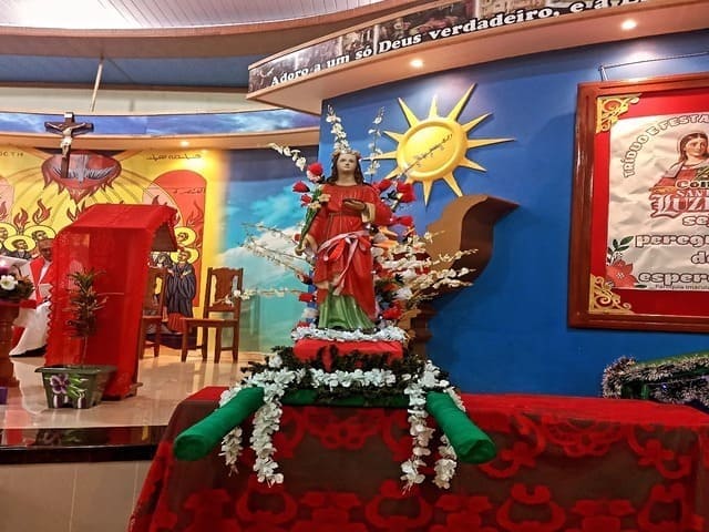 No momento, você está visualizando Com Santa Luzia, sejamos Peregrinos da Esperança.